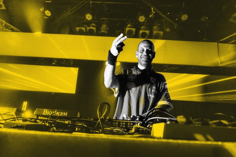 Markoman – live1 bw on duotone