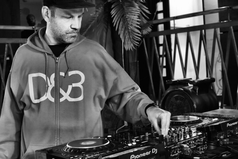 Markoman – mix bw